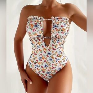 Floral Print Ruffle Trim Cut Out Bandeau One Piece Swimsuit